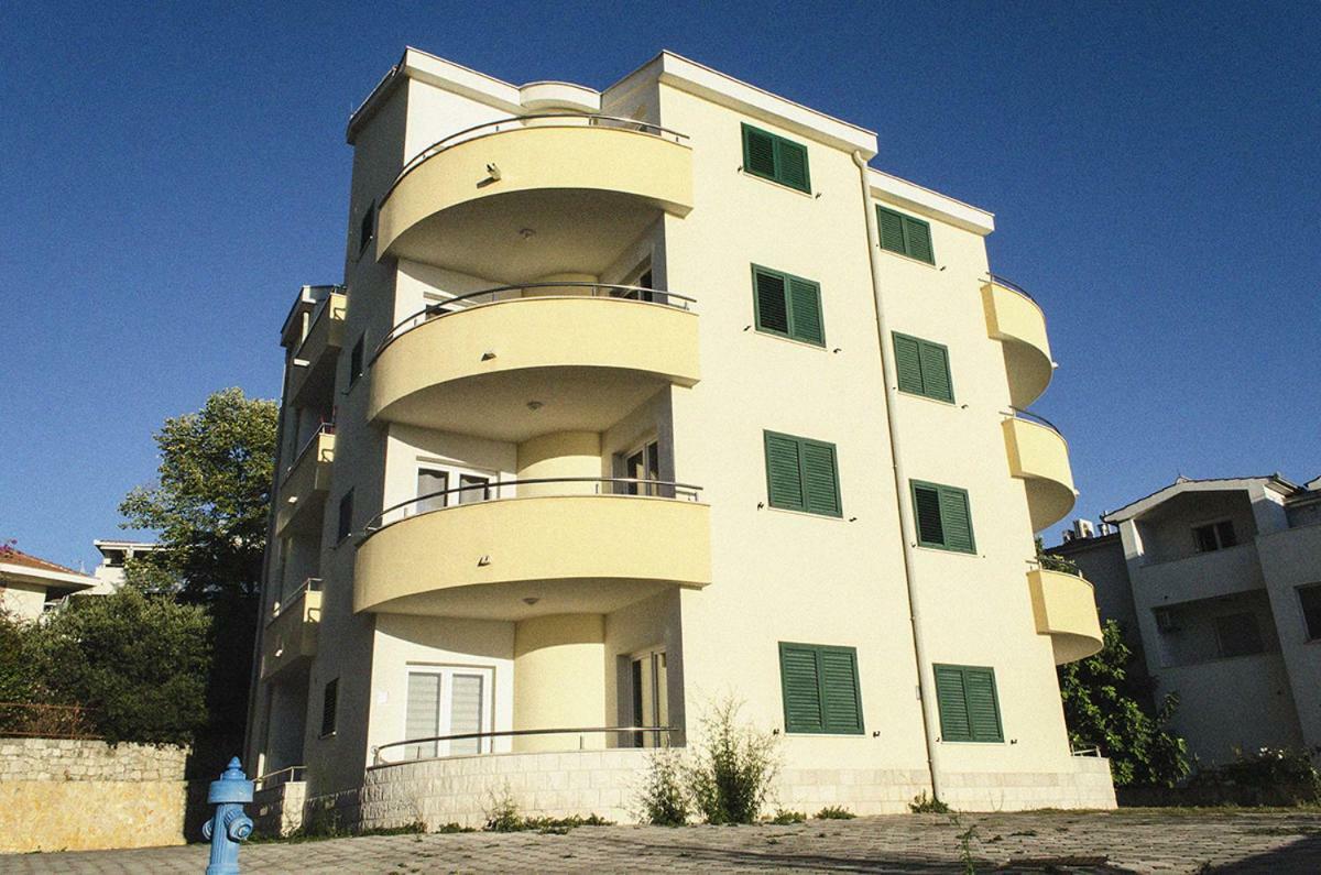 Mars Appartement Trogir Buitenkant foto